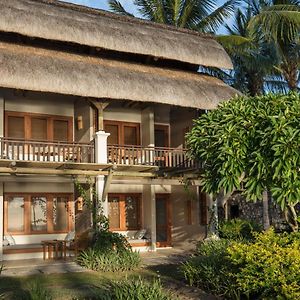 Deluxe Beachfront Room